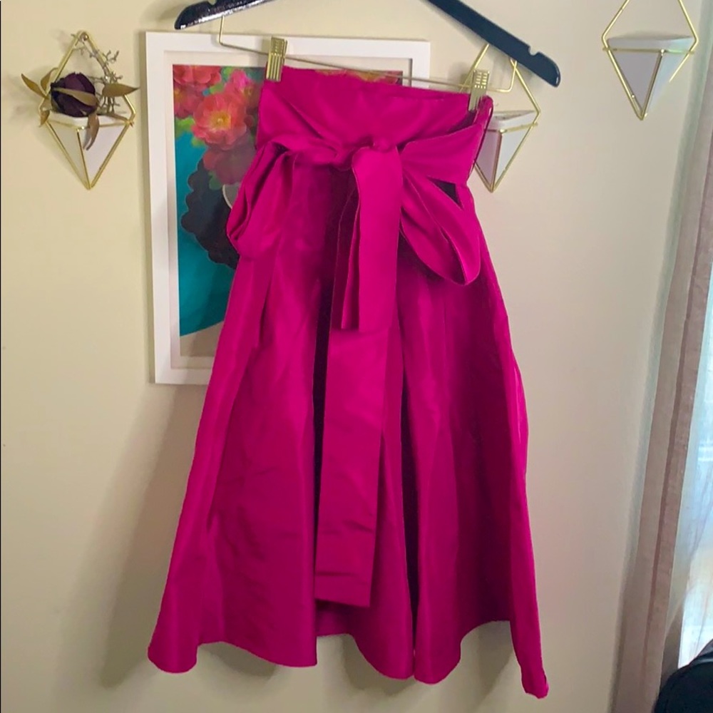 Fuschia high waisted BCBG midi skirt